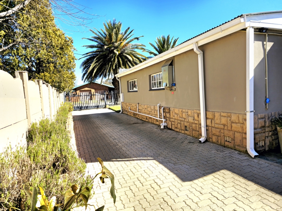 4 Bedroom Property for Sale in Vrede Free State